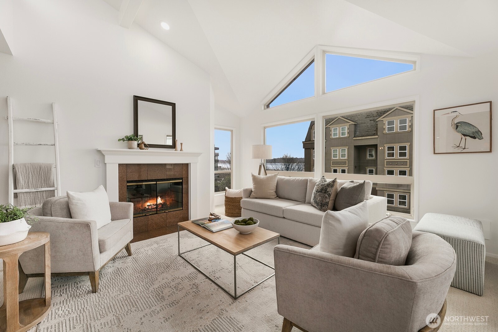 522 W Mercer Place 401