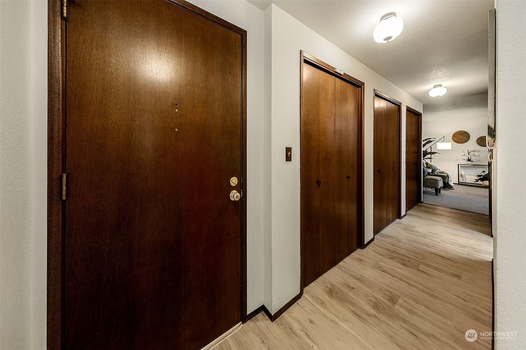 Photo of 132 N 132nd Street #305, Seattle, WA 98133 (MLS # 2278948)