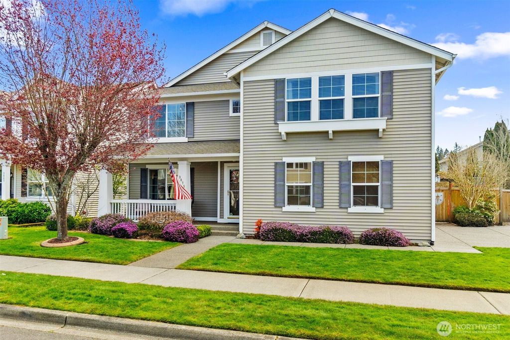 Photo of 3075 McAllister Street, Dupont, WA 98327 (MLS # 2491035)