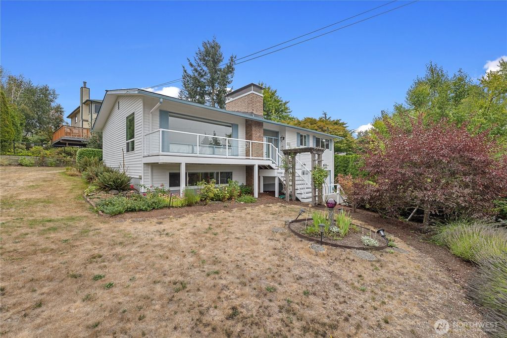 Photo of 9217 46th Avenue W, Mukilteo, WA 98275 (MLS # 2417971)