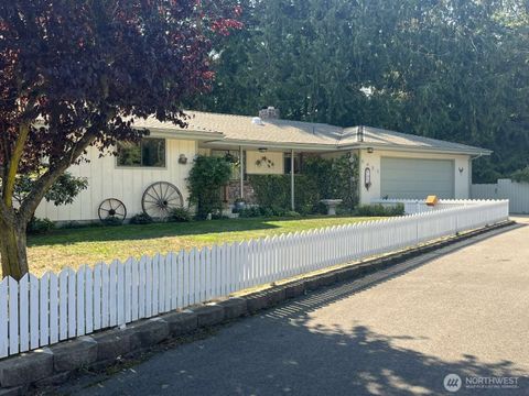 Photo of 2421 Hastings Avenue W, Port Townsend, WA 98368 (MLS # 2432357)