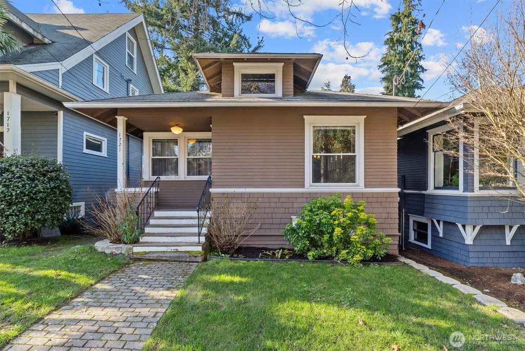Photo of 1721 3rd Avenue N, Seattle, WA 98109 (MLS # 2479175)