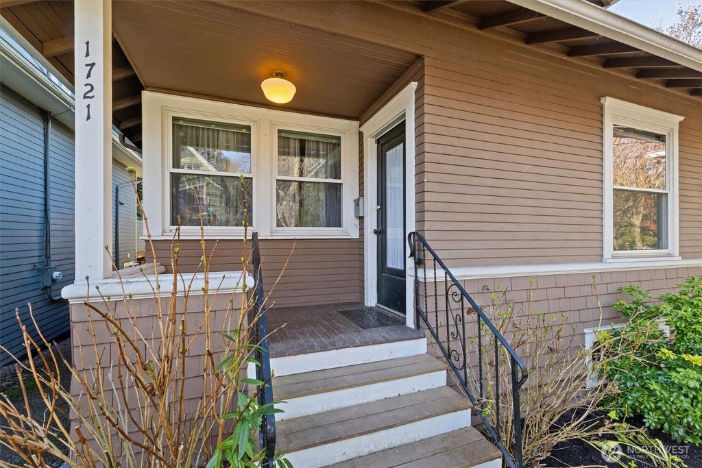 Photo of 1721 3rd Avenue N, Seattle, WA 98109 (MLS # 2479175)