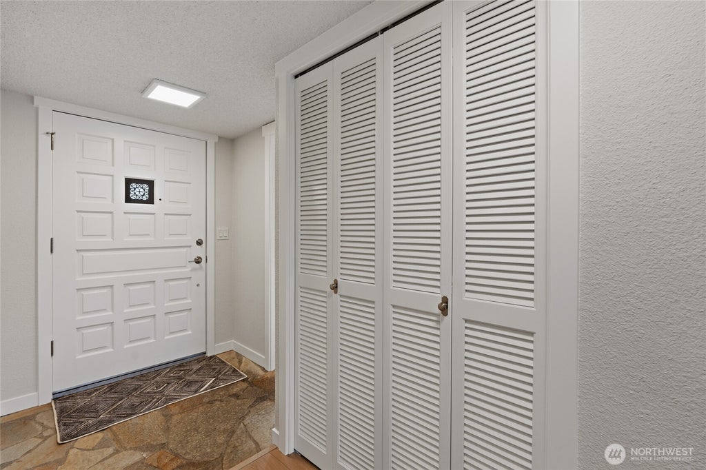 Photo of 1372 Bel Air Road, Tacoma, WA 98406 (MLS # 2589193)