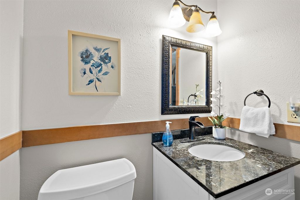 listing image 9368900066507575327