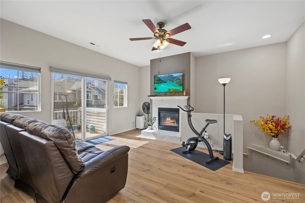Photo of 23782 SE Summerhill Lane #5-4, Issaquah, WA 98029 (MLS # 2374721)