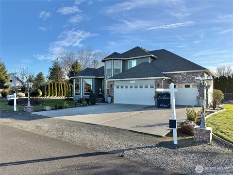 Photo of 5620 W Dradie Street, Pasco, WA 99301 (MLS # 2459186)