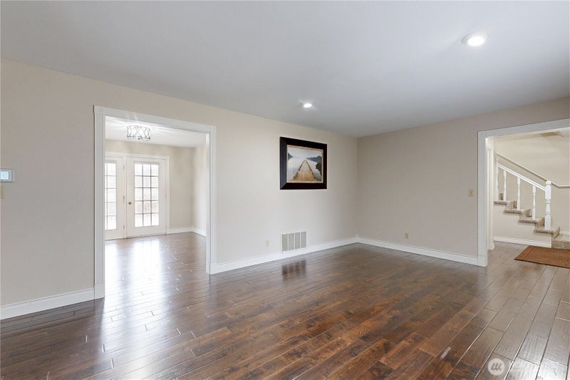 958 Abbott Road