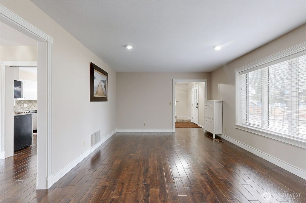 Photo of 958 Abbott Road, Walla Walla, WA 99362 (MLS # 2476292)