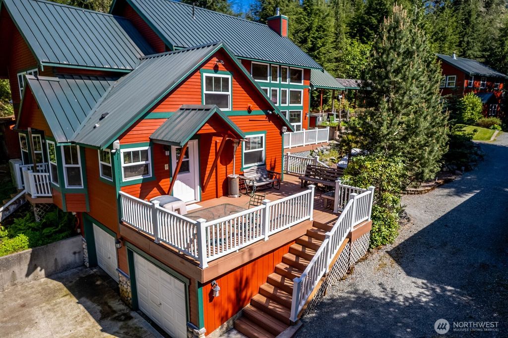 Photo of 35353 North Shore Drive, Mount Vernon, WA 98274 (MLS # 2528425)