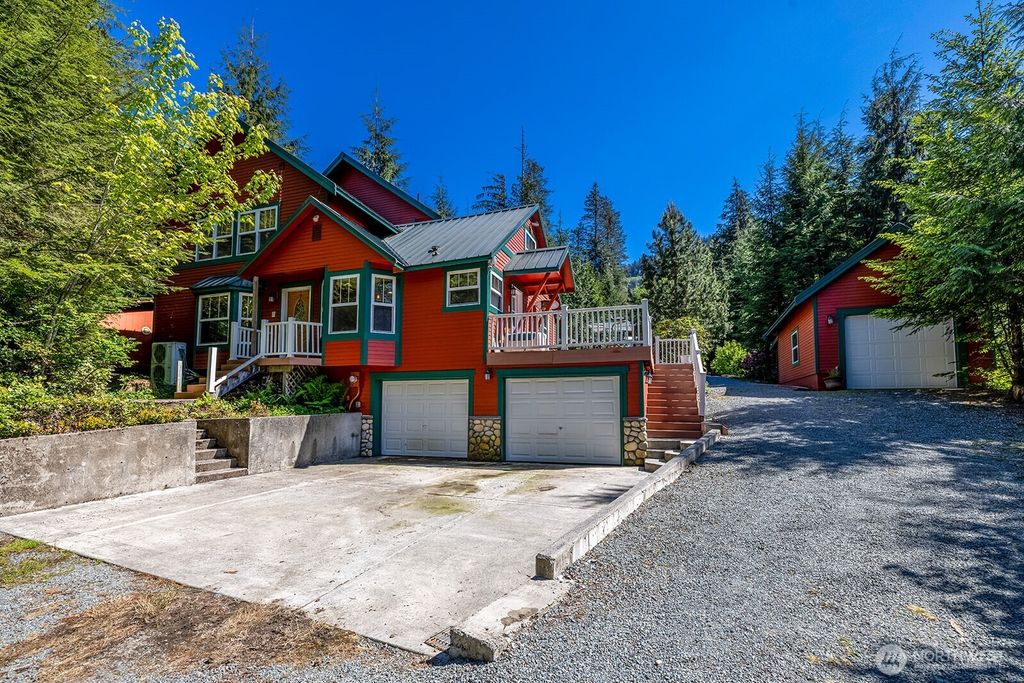 Photo of 35353 North Shore Drive, Mount Vernon, WA 98274 (MLS # 2528425)
