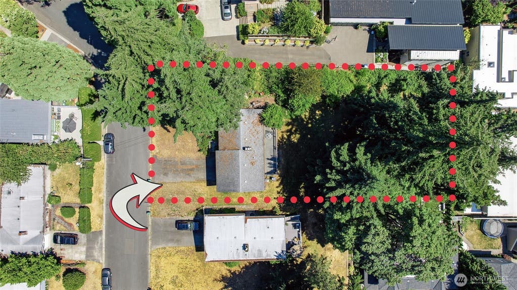 Photo of 321 11th Place, Kirkland, WA 98033 (MLS # 2527214)