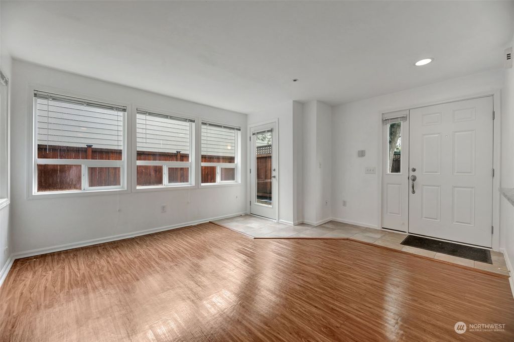 Photo of 2801 NE 130th Street #E101, Seattle, WA 98125 (MLS # 2245017)
