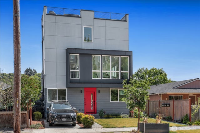 5560 15th Avenue S, Seattle