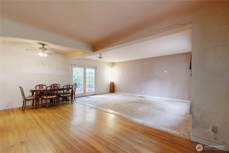 1227 Alvarado Terrace