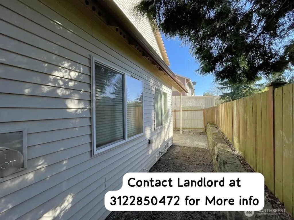 Photo of 12106 29th Ave W Ave #1, Everett, WA 98204 (MLS # 2506892)