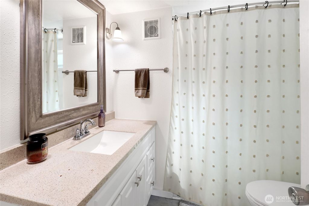 listing image 9368805914223387827