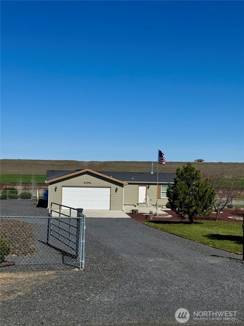 Photo of 4198 Road 20 NE, Soap Lake, WA 98851 (MLS # 2499565)