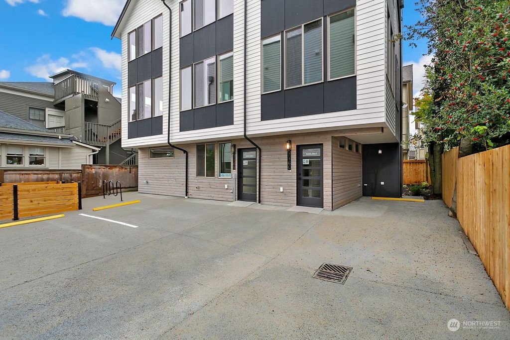 Photo of 716 N Motor Place #C, Seattle, WA 98103 (MLS # 2180965)