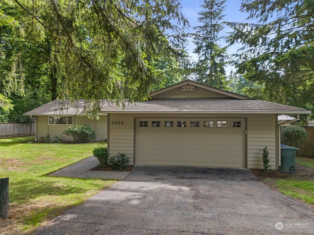 Photo of 3024 252nd Place SE, Sammamish, WA 98075 (MLS # 2247844)