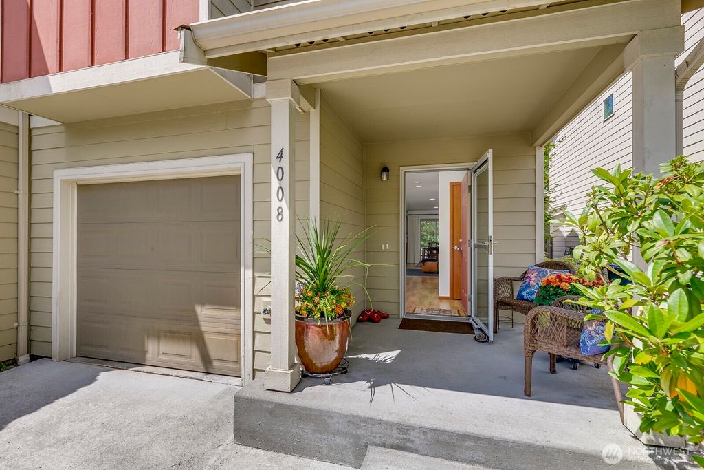 Photo of 4008 82nd Avenue NE, Marysville, WA 98270 (MLS # 2403613)