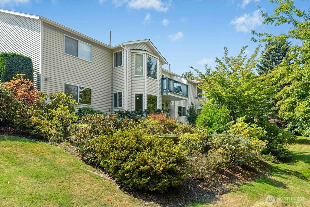 Photo of 20617 28th Avenue W #A5, Lynnwood, WA 98036 (MLS # 2427500)