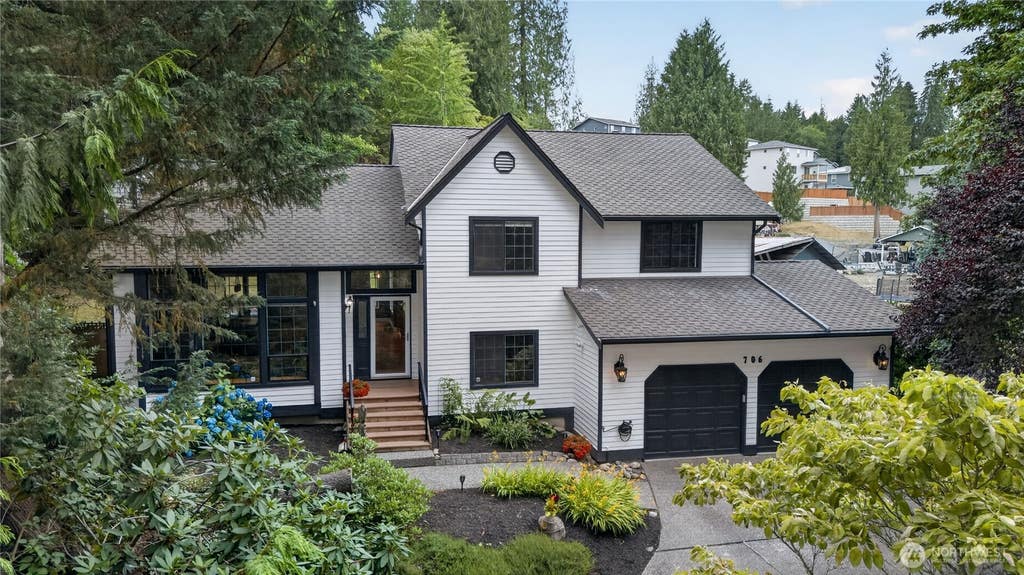 Photo of 706 S Davies Road, Lake Stevens, WA 98258 (MLS # 2559125)