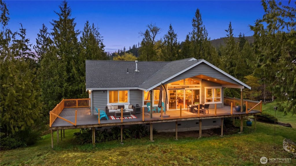 Photo of 19330 208th Avenue SE, Monroe, WA 98272 (MLS # 2539263)