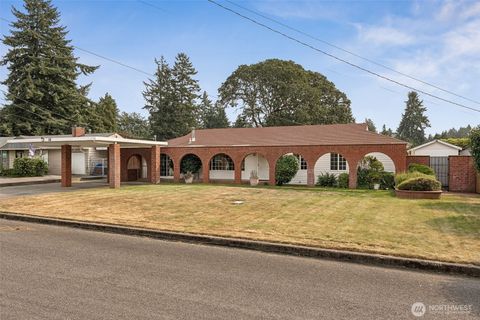 Photo of 18 Fir Glen Road SW, Lakewood, WA 98498 (MLS # 2430158)