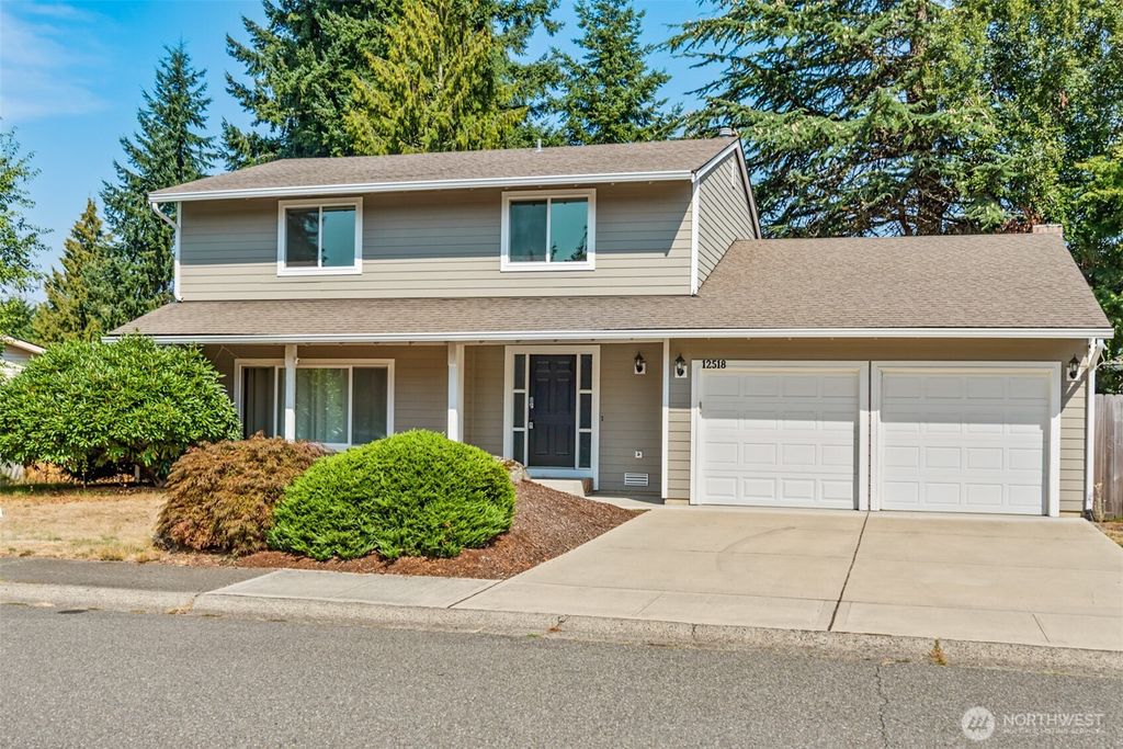 Photo of 12518 SE 67th Street, Bellevue, WA 98006 (MLS # 2495584)