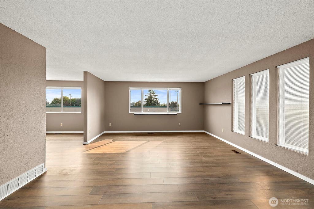 Photo of 2516 Rockefeller Avenue #A, B, Everett, WA 98201 (MLS # 2542338)