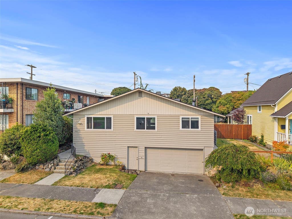 Photo of 2516 Rockefeller Avenue #A, B, Everett, WA 98201 (MLS # 2542338)