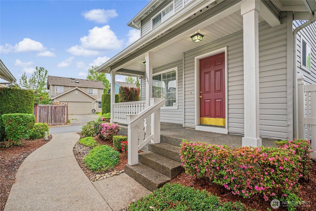 Photo of 1421 Rooklidge Street, Dupont, WA 98327 (MLS # 2514823)