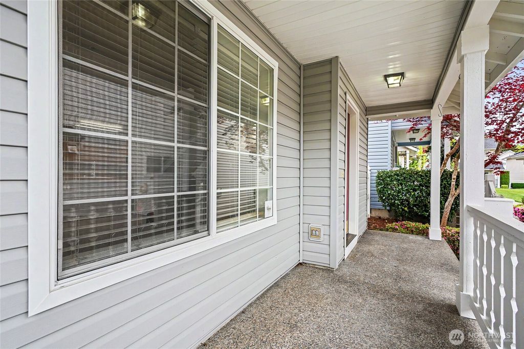 Photo of 1421 Rooklidge Street, Dupont, WA 98327 (MLS # 2514823)