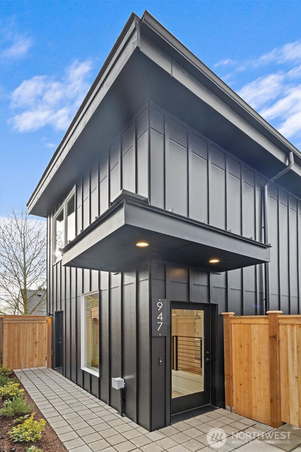 Photo of 947 NW 61st Street NW, Seattle, WA 98107 (MLS # 2467207)