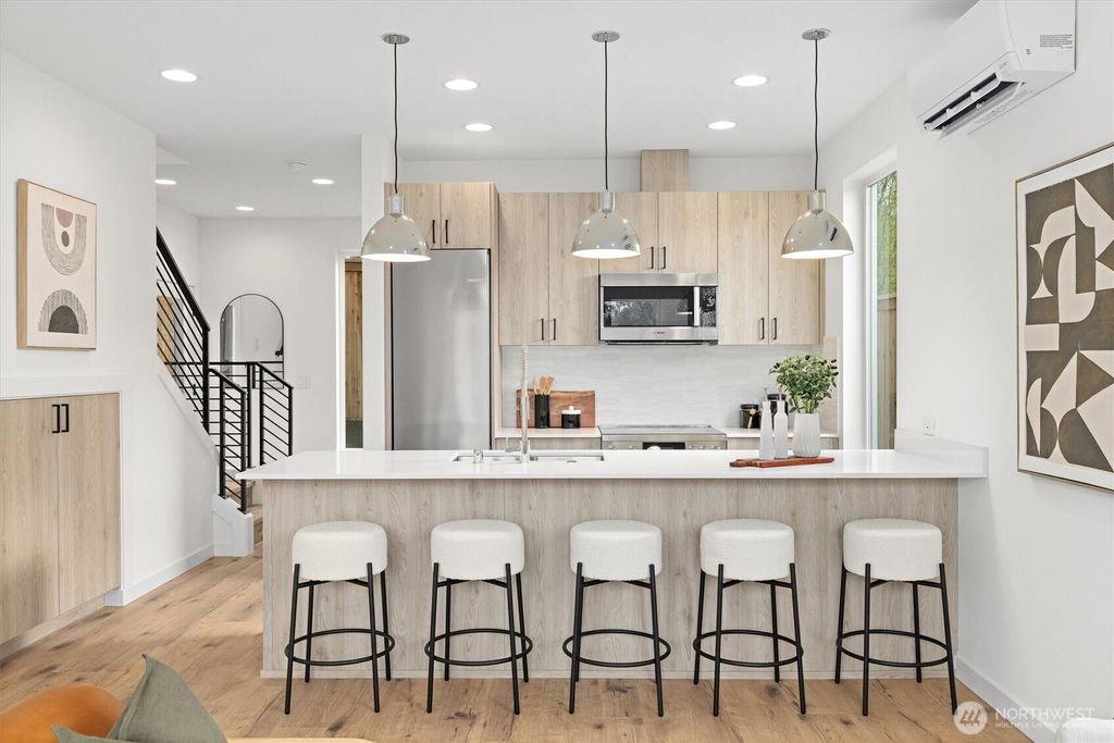 Photo of 947 NW 61st Street, Seattle, WA 98107 (MLS # 2467207)