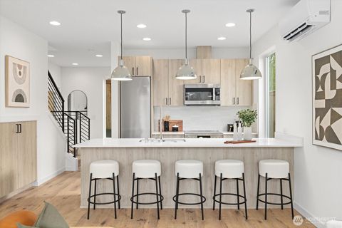 Photo of 947 NW 61st Street, Seattle, WA 98107 (MLS # 2467207)