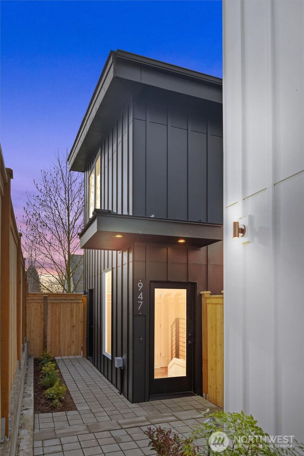 Photo of 947 NW 61st Street NW, Seattle, WA 98107 (MLS # 2467207)