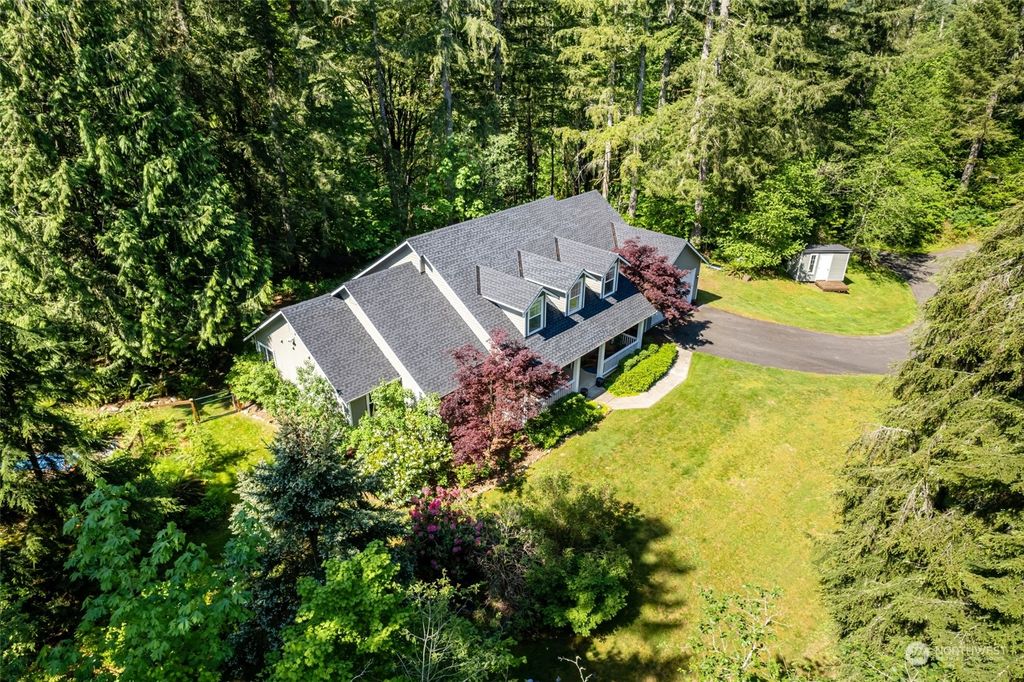 Photo of 33606 NE Lake Joy Road, Carnation, WA 98014 (MLS # 2071904)