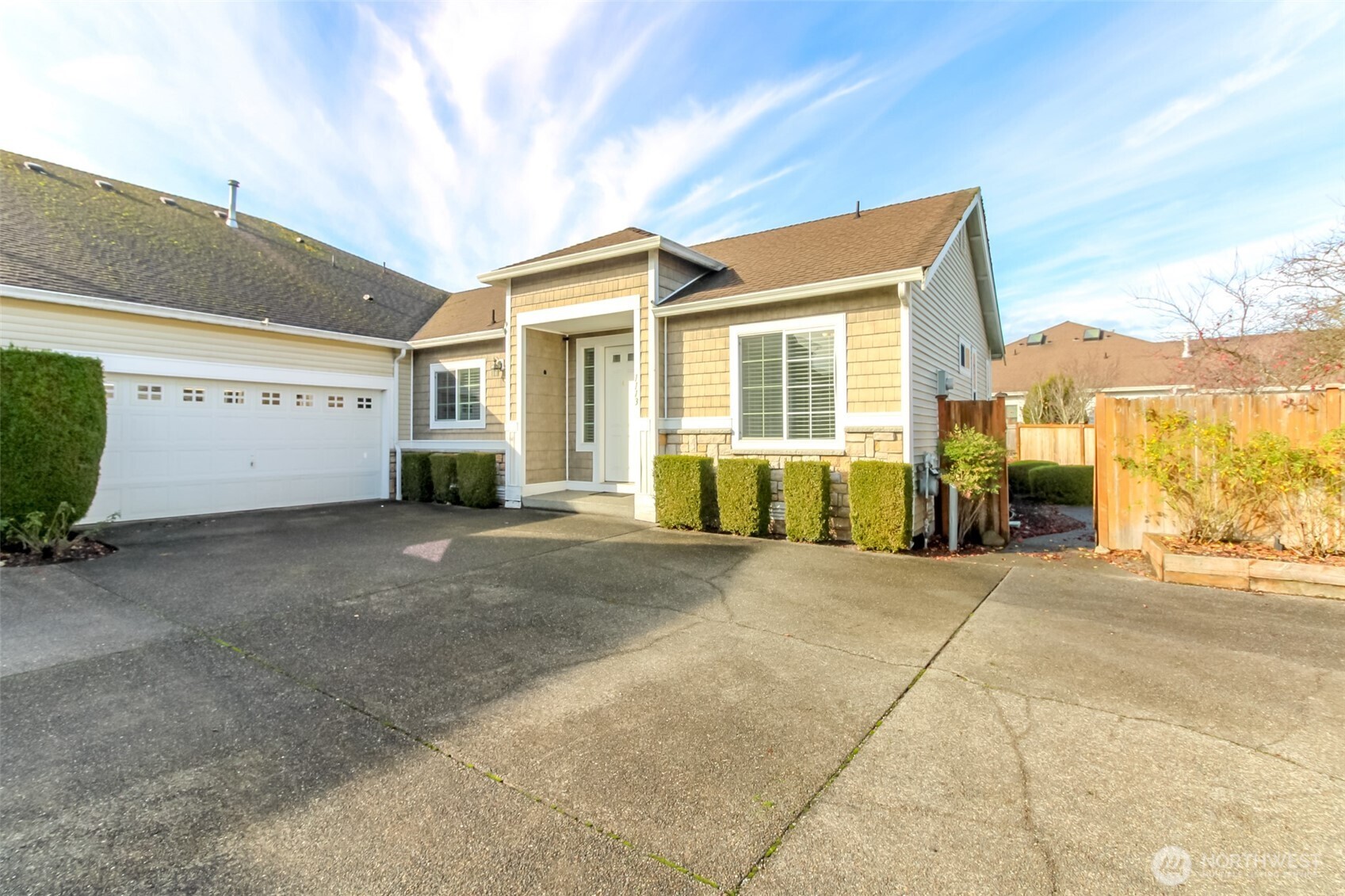 1113 Ofarrell Lane NW