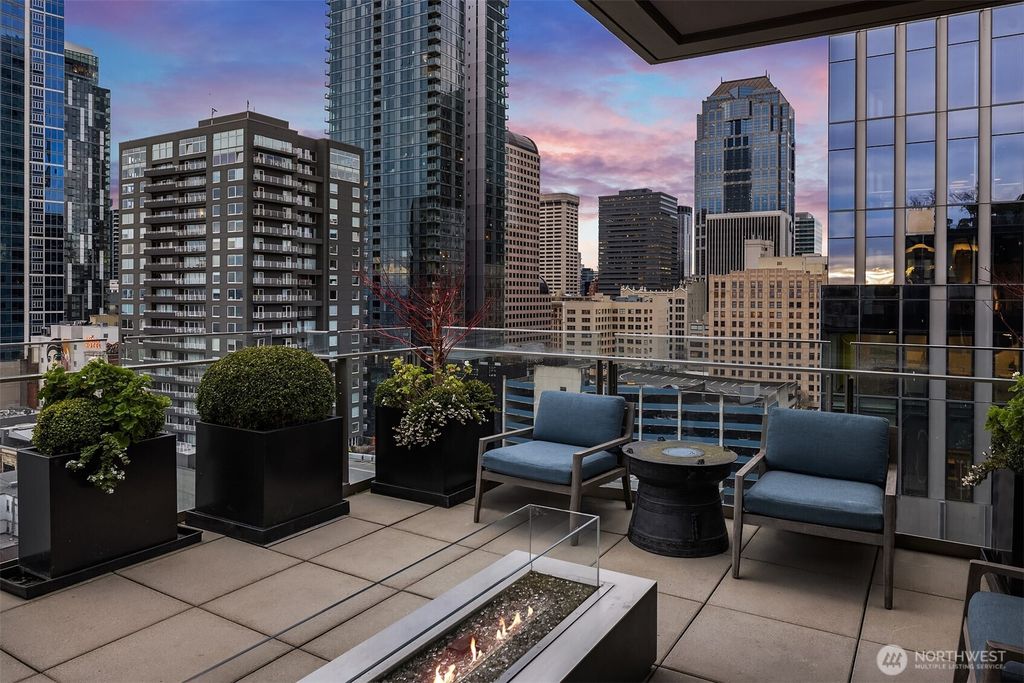 Photo of 99 Union Street #1704, Seattle, WA 98101 (MLS # 2547881)