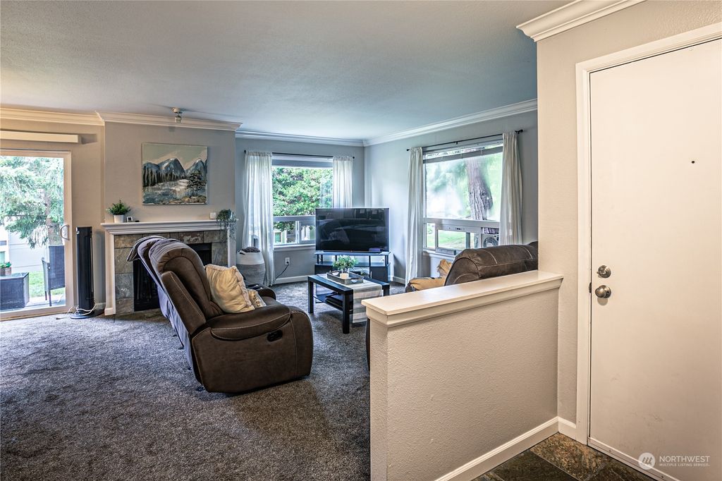 Photo of 31500 33rd Place SW #M105, Federal Way, WA 98023 (MLS # 2278967)