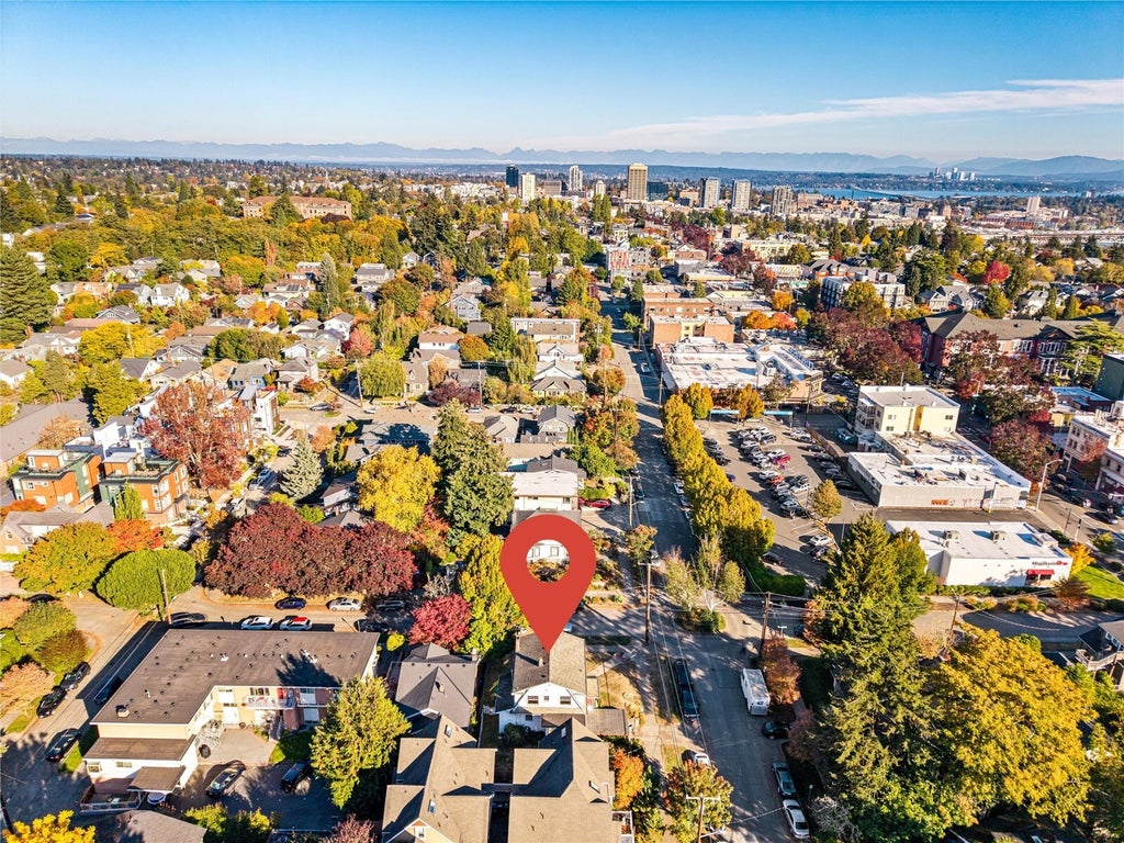 Photo of 1624 N 46th Street, Seattle, WA 98103 (MLS # 2599714)