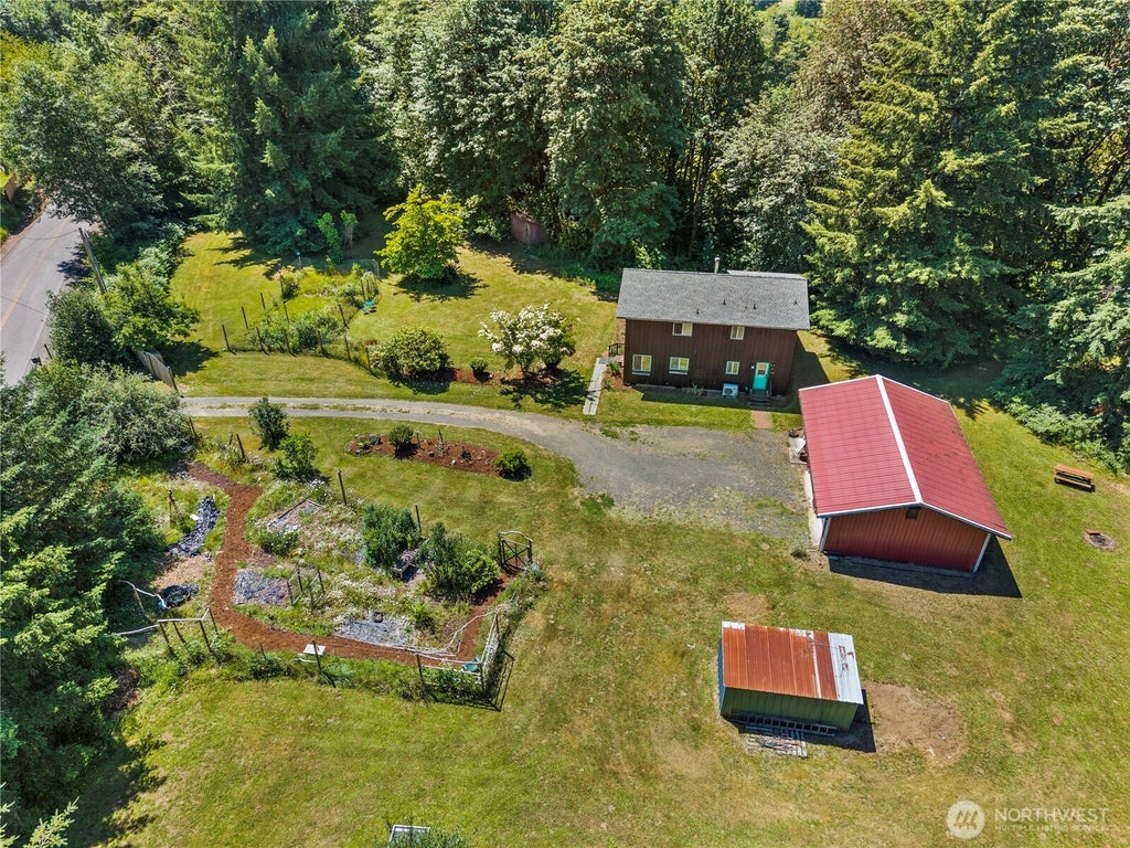 Photo of 223 Porter Creek Road, Elma, WA 98541 (MLS # 2550504)