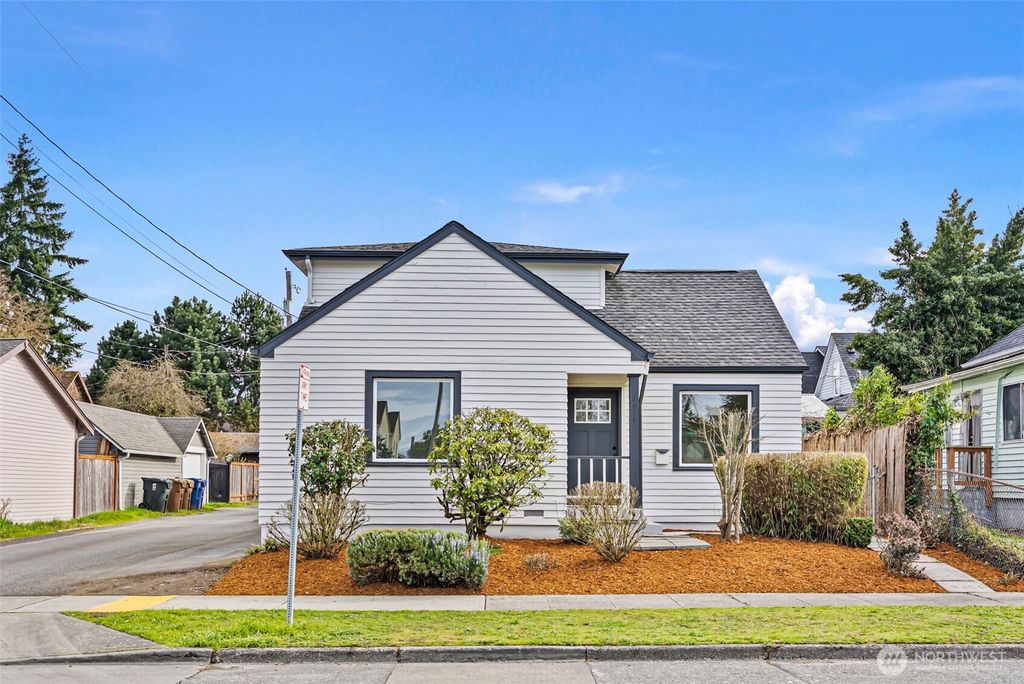 Photo of 2414 S 8th Street, Tacoma, WA 98405 (MLS # 2501946)