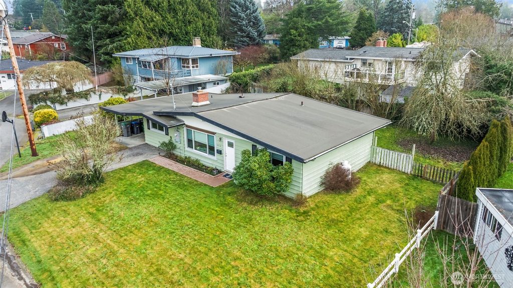 Photo of 3514 Parker Ln, Bremerton, WA 98310 (MLS # 2469617)
