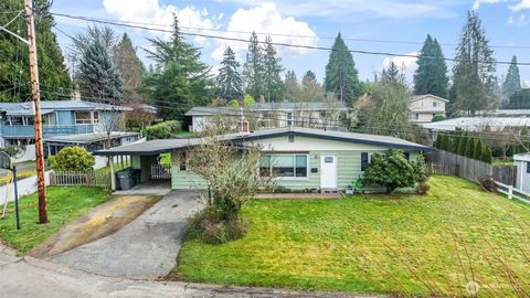 Photo of 3514 Parker Ln, Bremerton, WA 98310 (MLS # 2469617)