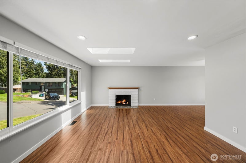 9437 NE 126th Place