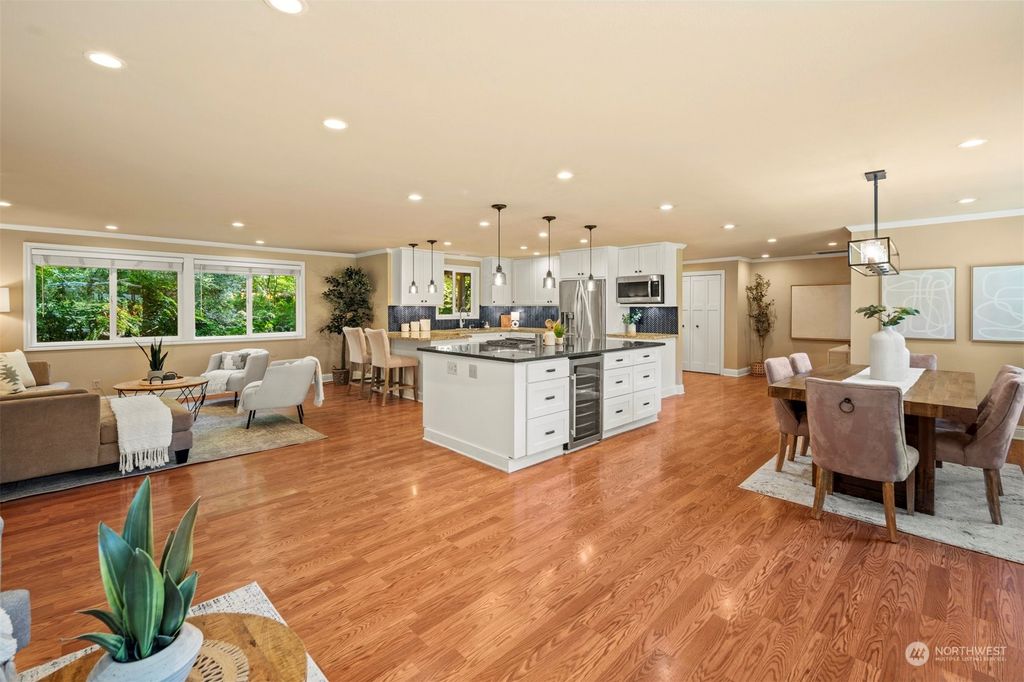 Photo of 13032 NE 184th Place, Bothell, WA 98011 (MLS # 2286358)