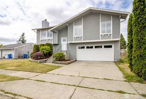 Photo of 1938 66th Avenue NE, Tacoma, WA 98422 (MLS # 2394820)